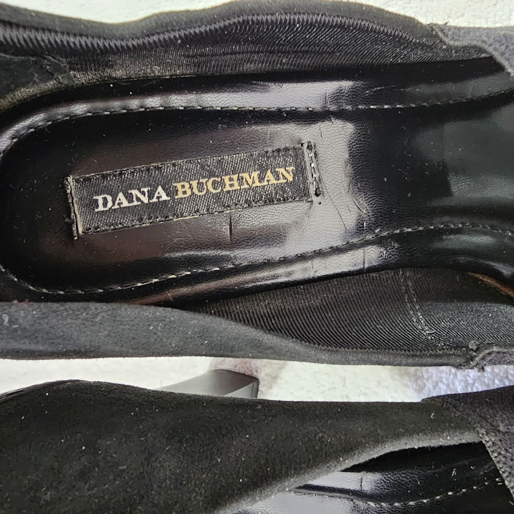Dana Buchman Black Heels - Picture 6 of 7
